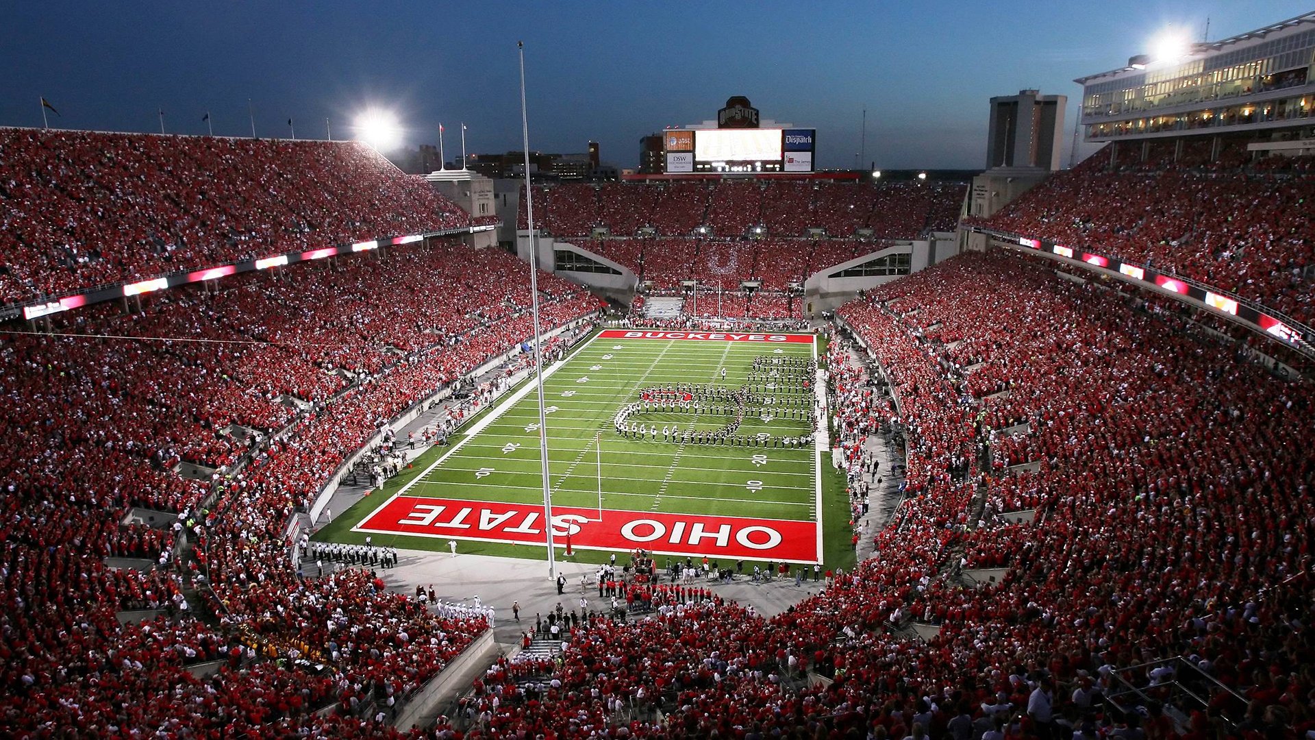 “新加坡赛场，游泳与水上芭蕾谁能笑到最后？”