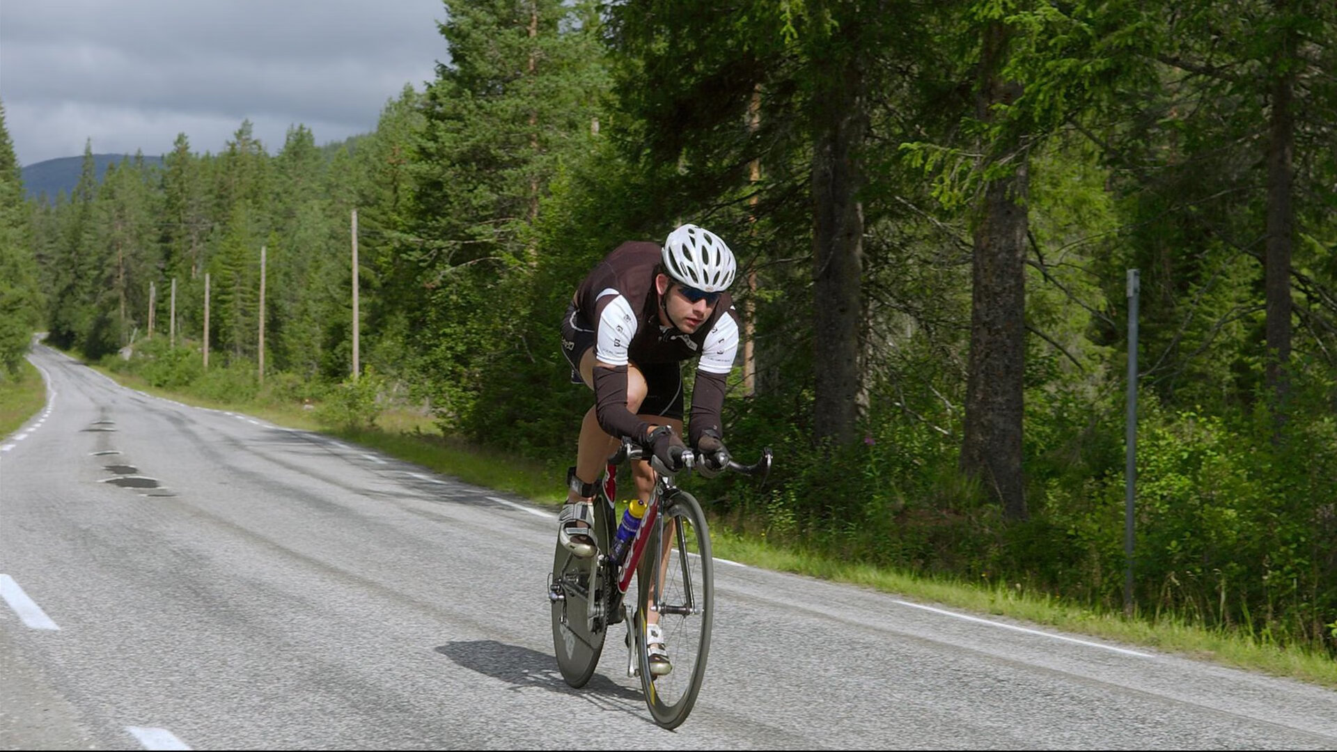 中国电竞2026年启动退役选手转型解说与教练扶持基金